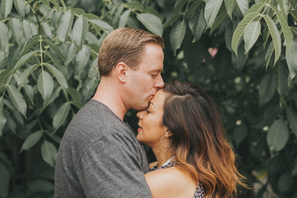 invierte emocionalmente en pareja